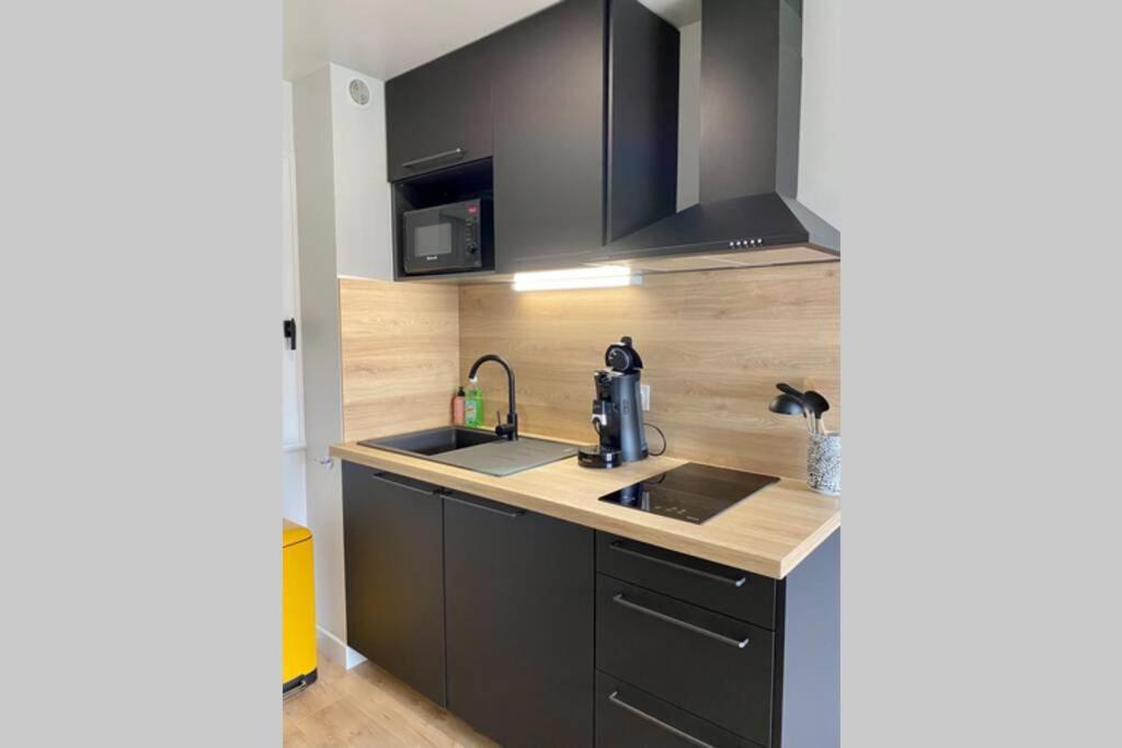 Coeur De Cabourg- Joli Studio Avec Terrasse - Apartment Luaran gambar